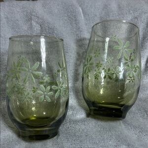 Vintage Green Floral Glass Tumblers